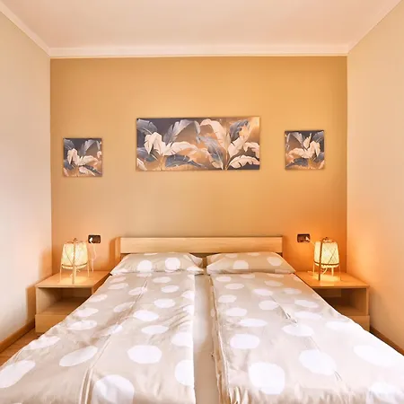 Casa Azzurro - Theater Apartment